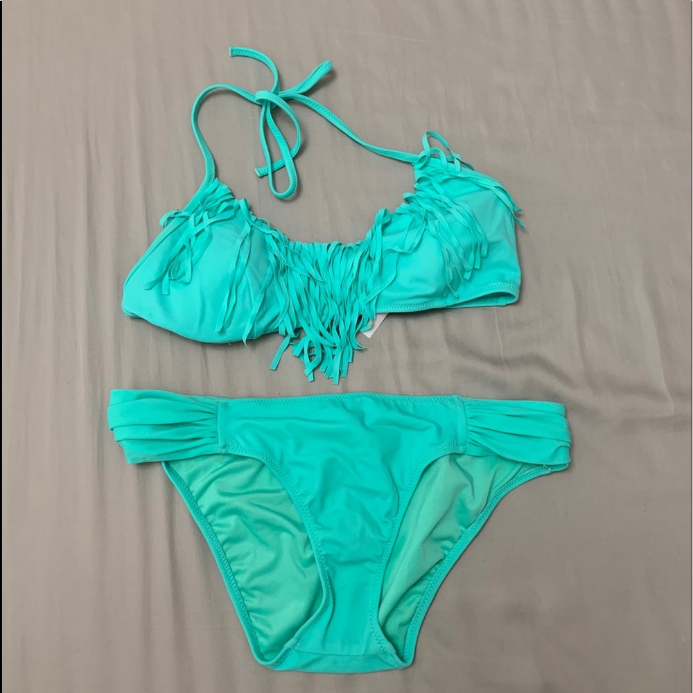 Victoria’s Secret bikini